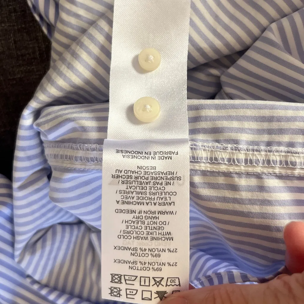 UNTUCKit Blue and White Striped "Amanda" Shirt Dress size 4 - Image 6