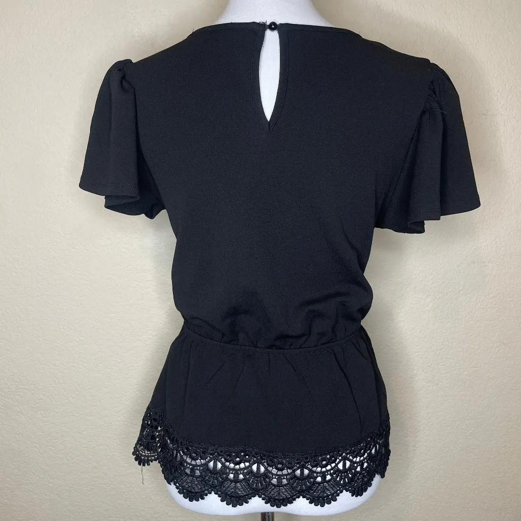 Black Peplum Lace Hem Pleated Short Sleeve Blouse Sz Medium Feminine - Image 4