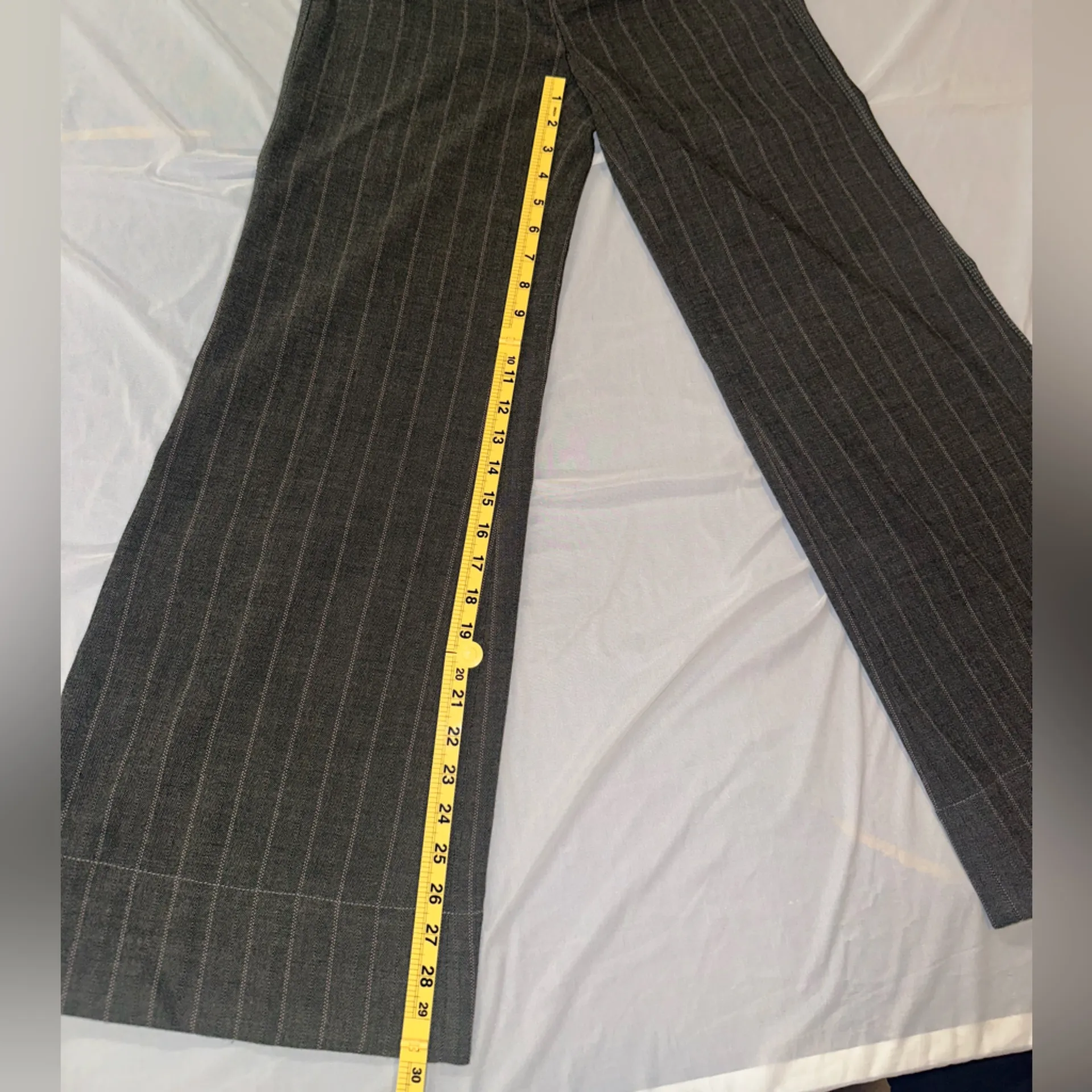 Free People • Business Pinstripe Mid Rise Pants • Women’s 4 • Gray Pinstripe - Image 4