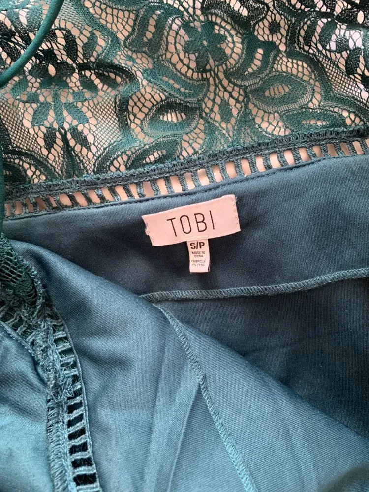 Tobi Emerald Green Lace Dress - Image 6