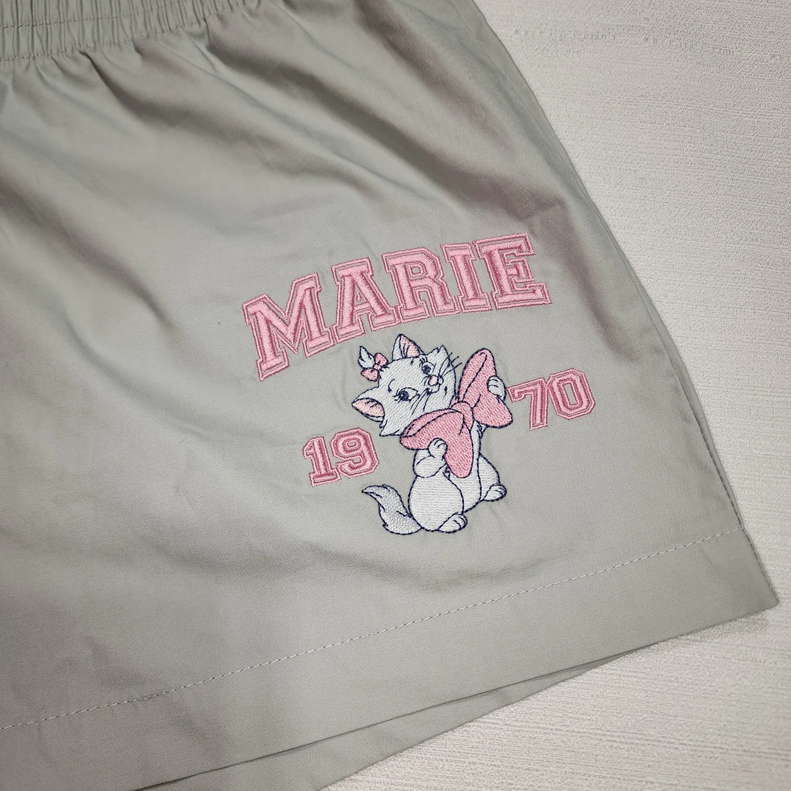 aristocrats Marie 1970 gym shorts women's large W32'' x L11'' - Image 2