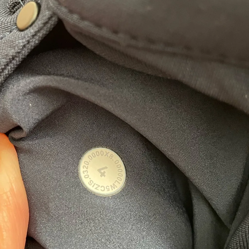 Lululemon City Sleek 5 Pocket 7/8 Pant-true navy NWOT size 4 - Image 8