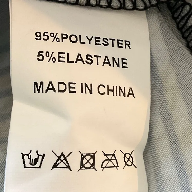 Geometric Patterned Halter Jumpsuit P2P 21”. Size 1X Black - Image 6