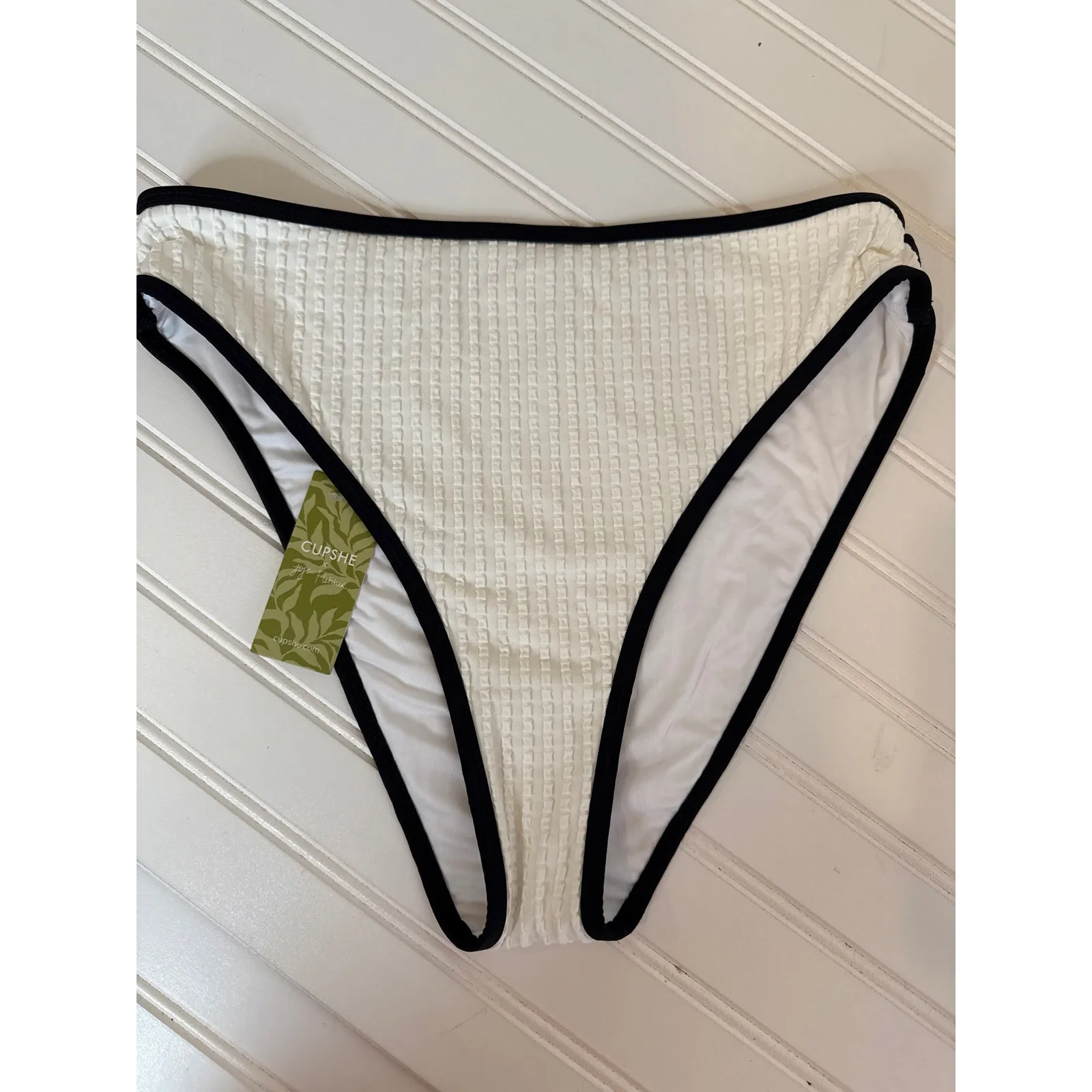 NWT L Space & Cupshe Lot of 3 Swimsuits - White One Shoulder & High Cut Bundle L - Image 8