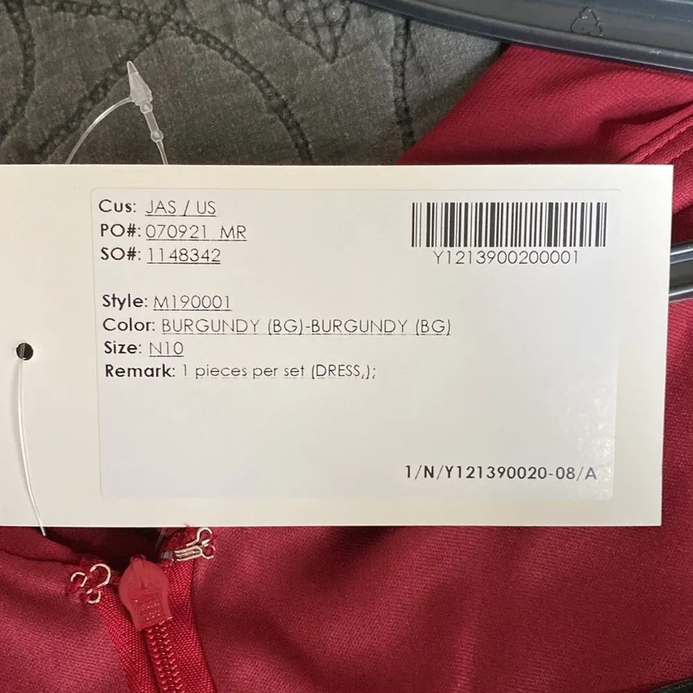 NWT Burgundy Mother of bride/bridesmaids dress 👸 - Image 10