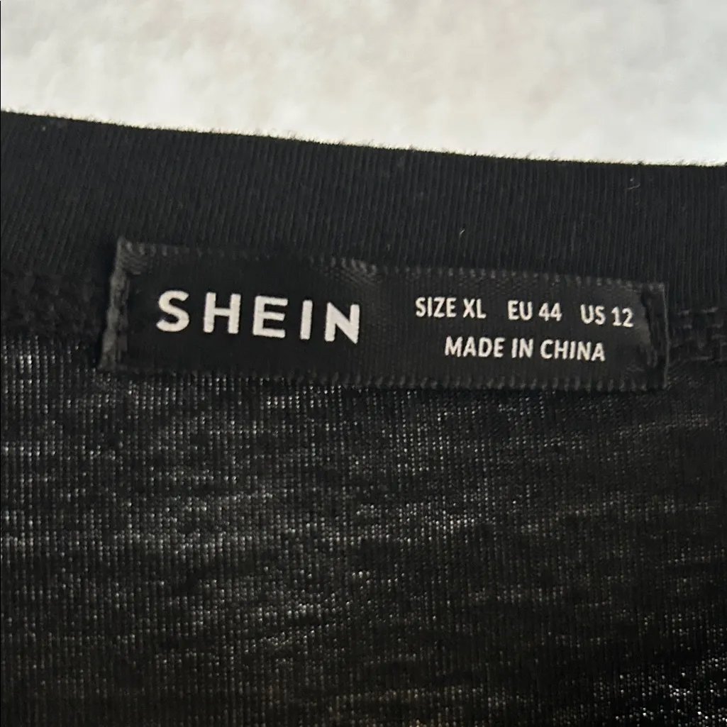 SHEIN Black Tee with Butterfly Jar Design - Image 3