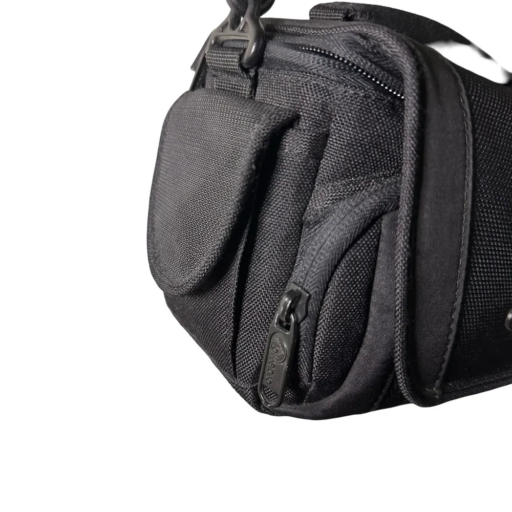 Lowepro Edit 110 Camera Case Black - Image 4