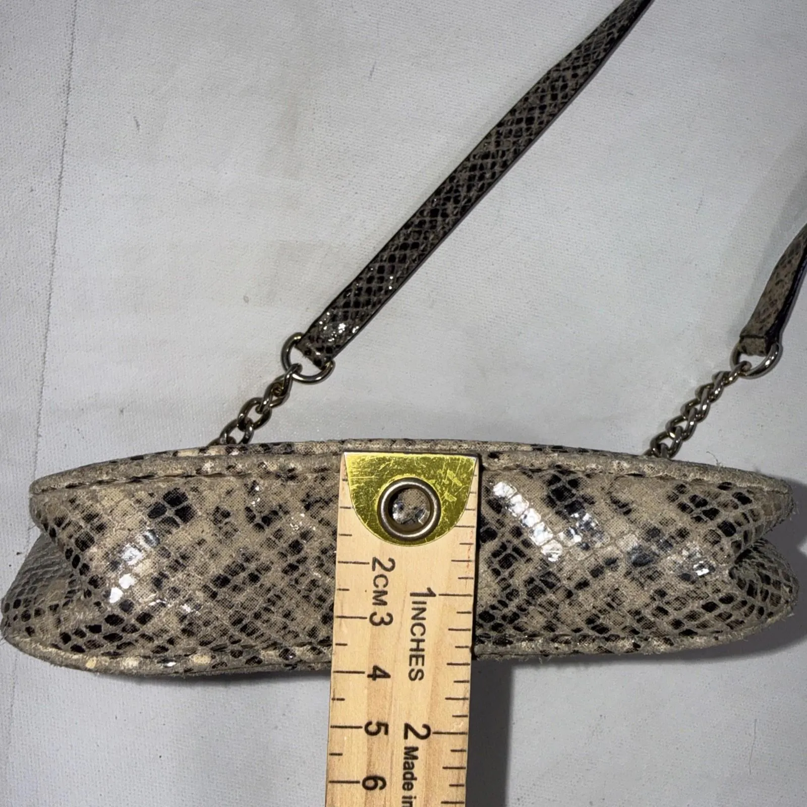 Michael Kors Snakeskin Handbag/Cross body Purse Good Condition. - Image 6