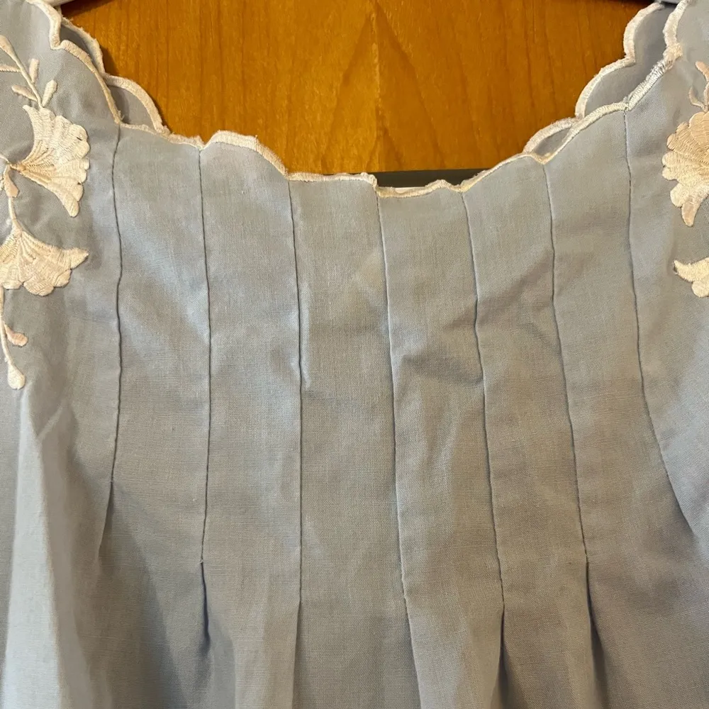 Natori Embroidered Nightgown Neiman Marcus Women's Vintage Light Blue FLAW - Image 4