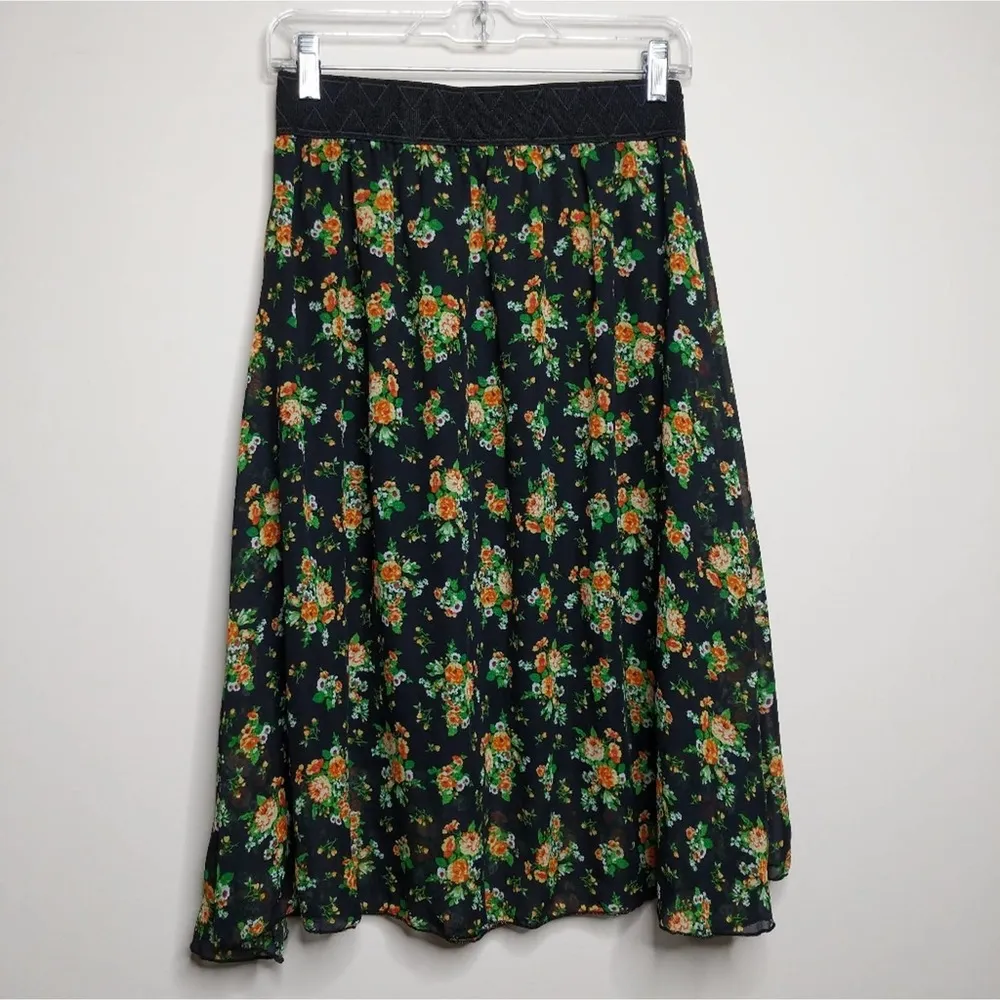 LuLaRoe Jill Printed Skirt - Size XS - EUC - Image 3