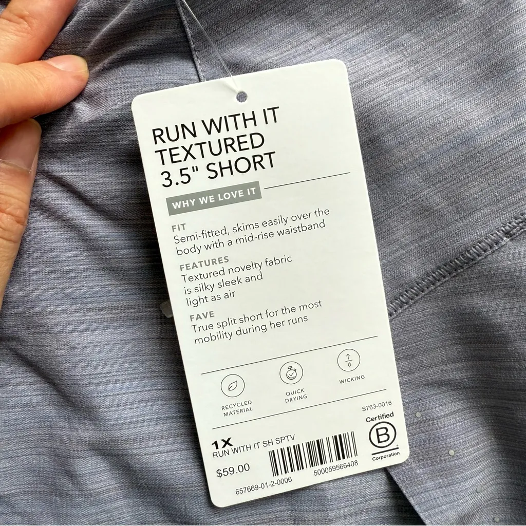 Athleta RUN WITH IT TEXTURED 3.5" Athletic Shorts Plus Size 1X NWT - Image 2