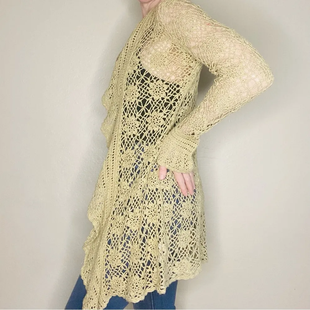 Karen Kane  Tan Gold Metallic Long Hippie Y2K Crochet Ruffle Open Cardigan - Image 7