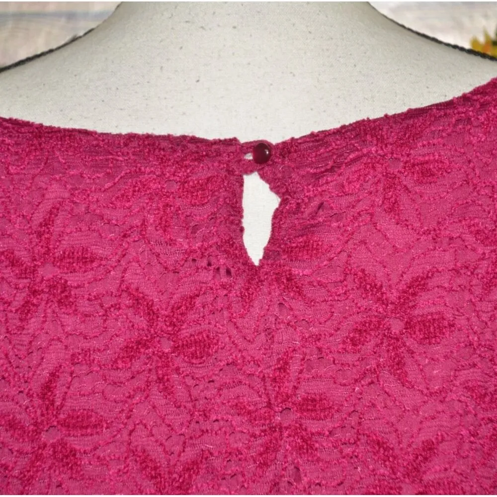 Catherine's Plum Magenta Blouse Top Size 4X Lacey Floral Pattern Stretch Purple - Image 8