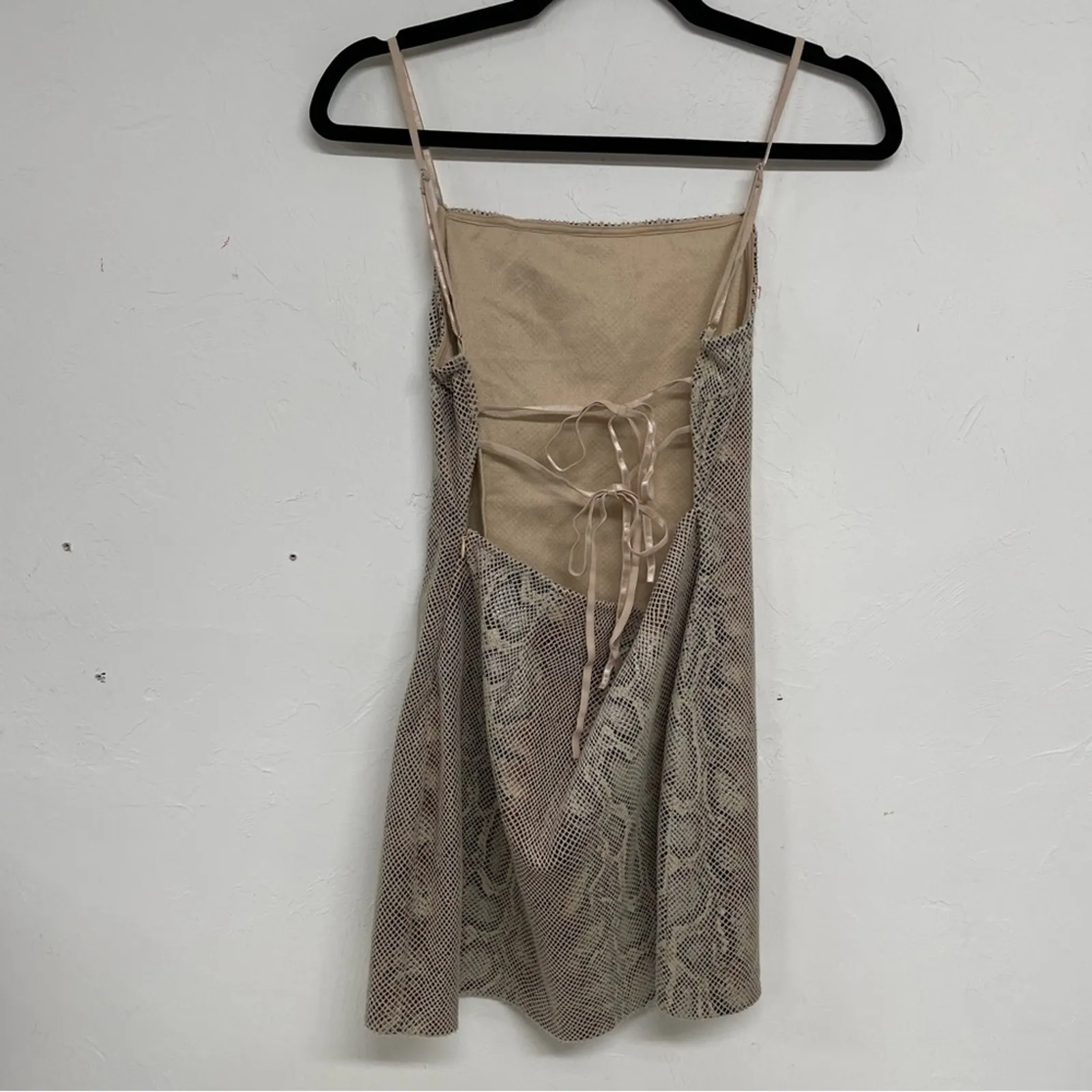 Urban Outfitters Tan Snake Print Mini Dress Open Back Baddie Womens S Sleeveless - Image 7