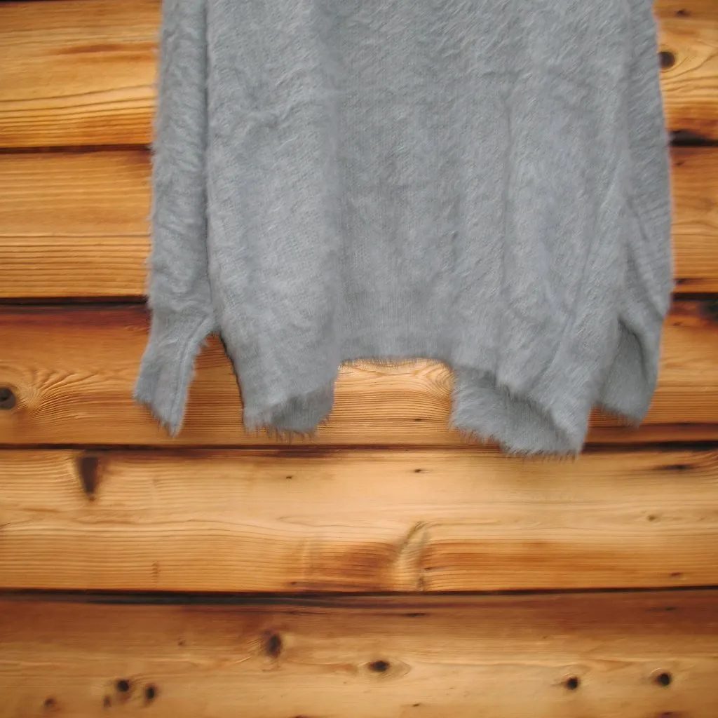 NWT Pinch Faux Fur Soft Cardigan Knit Sweater S M Blue - Image 8