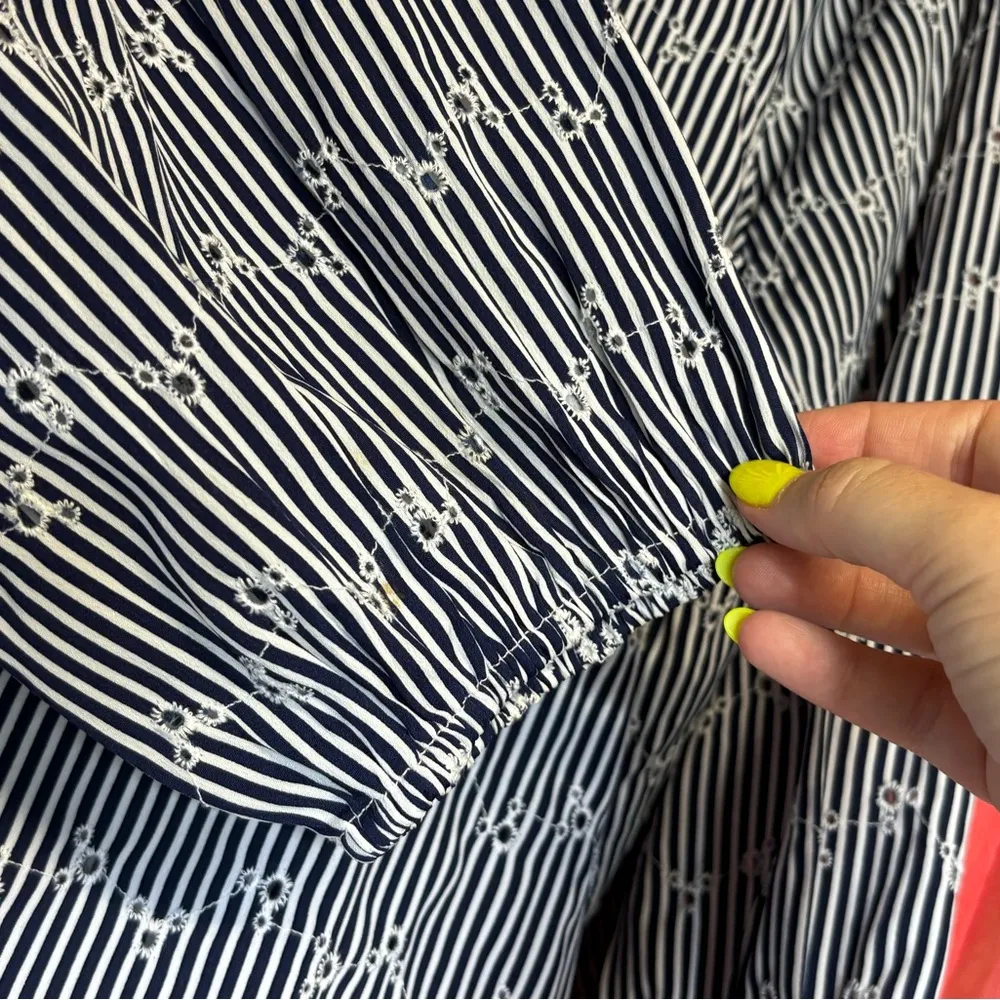 Loft eyelet blouse XL like new - Image 3