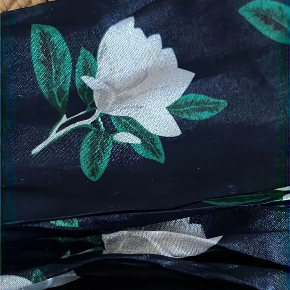 Draper James Two Strap Straw Purse with Removable Silky Navy Floral Tie - Image 13