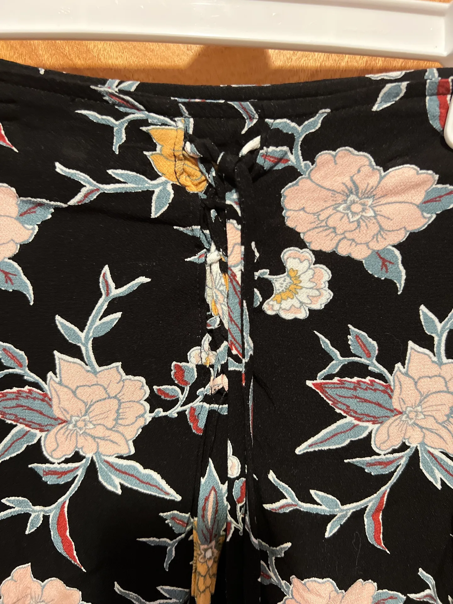 Kendall & Kylie Floral Skirt - Image 4