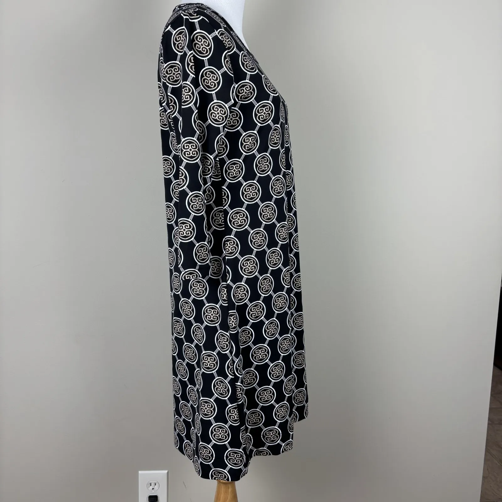 LULU B Dress Womens XS Black Geometric 3/4 Sleeve UPF 50 Travel‎ Resort Nylon - Image 3