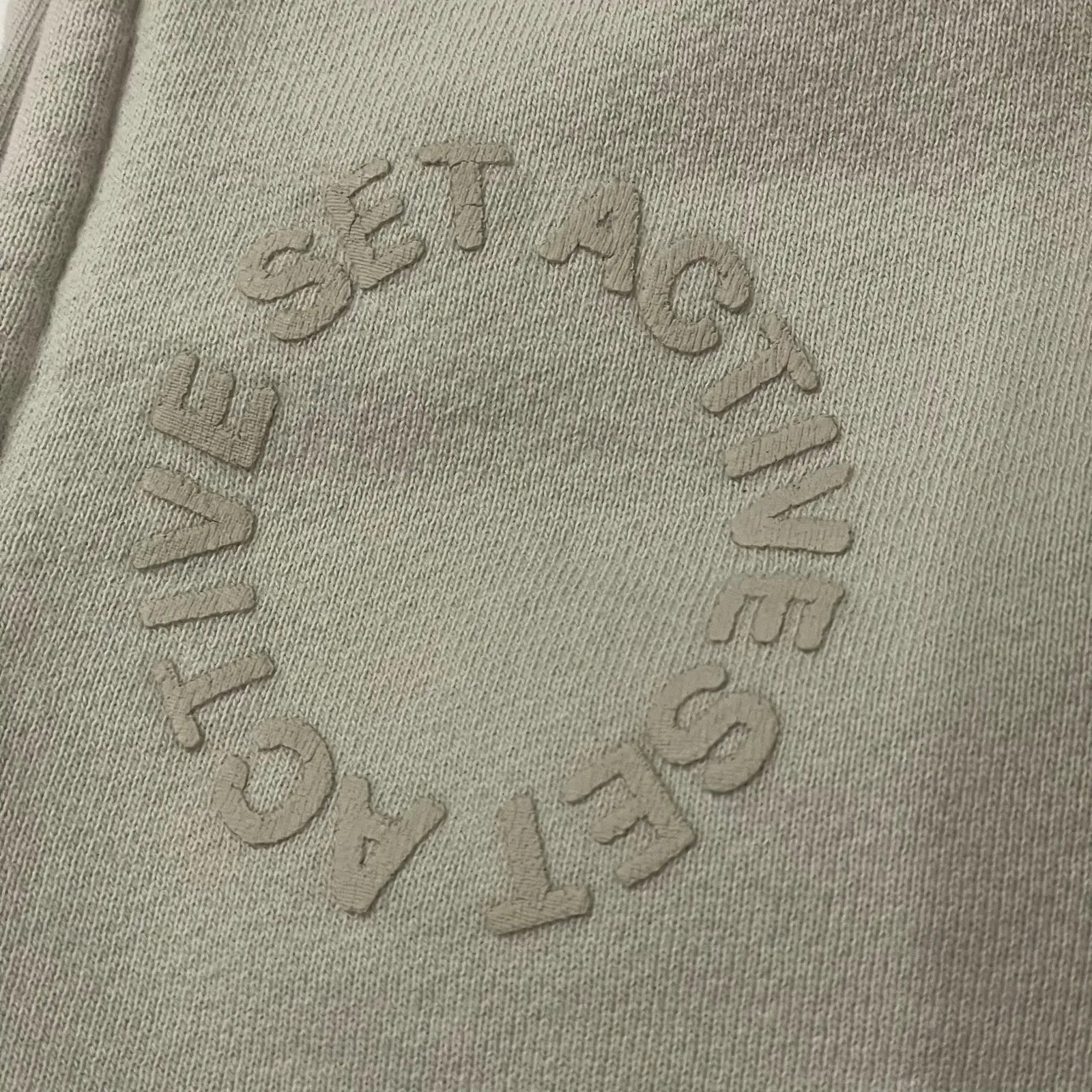 Set Active  Sweat Shorts - Small - Image 8