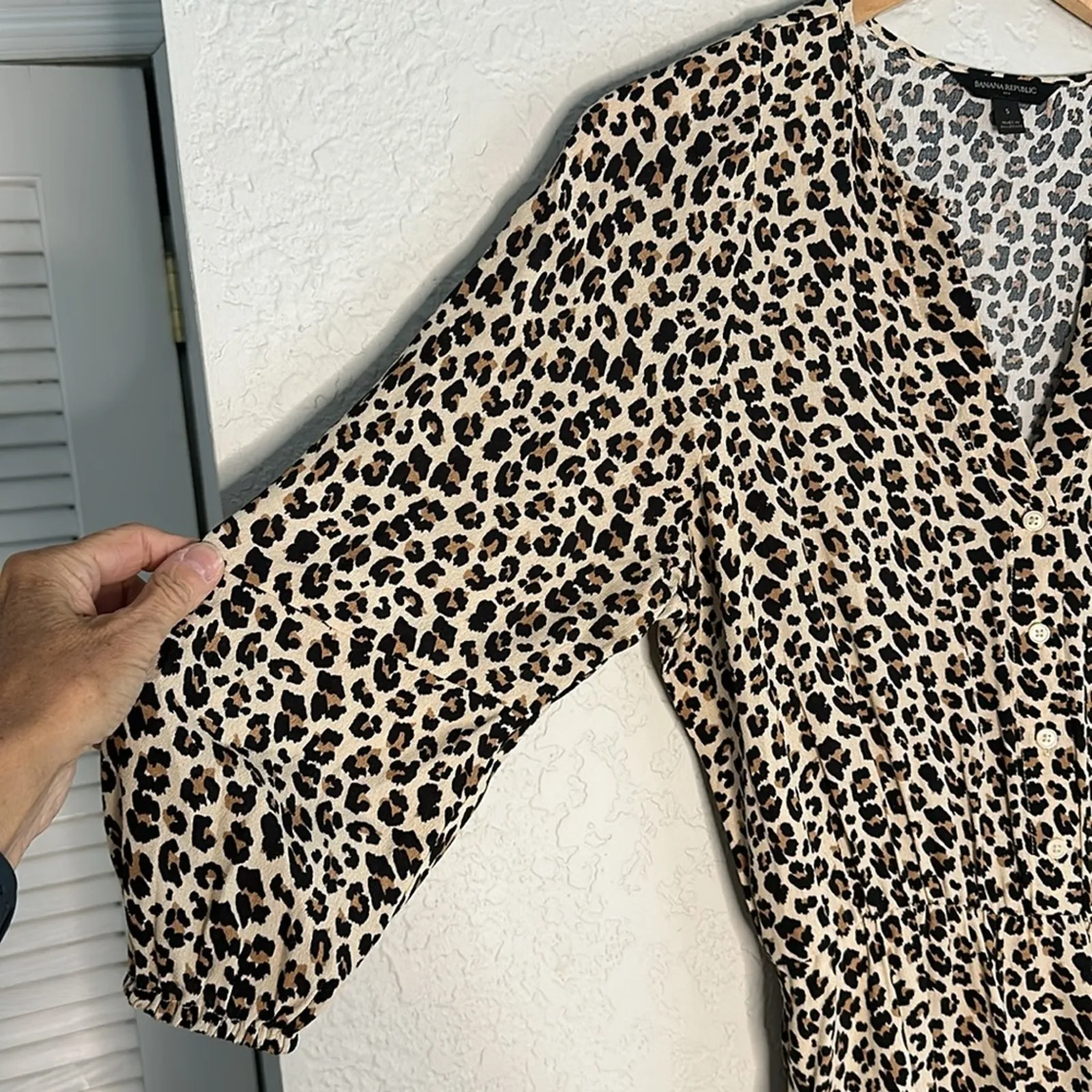 Banana Republic Animal Print Cheetah Shirt Dress Rayon Midi Pockets Brown Fall - Image 3