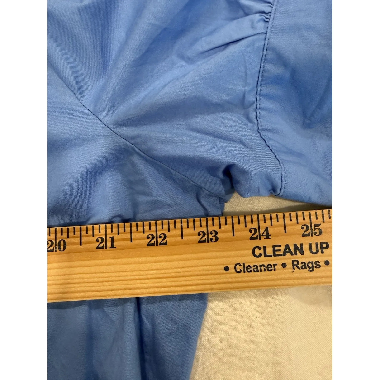 Old Navy Womens Light Blue Button-Up Long Shirt Size Large Classic Normcore - Image 8