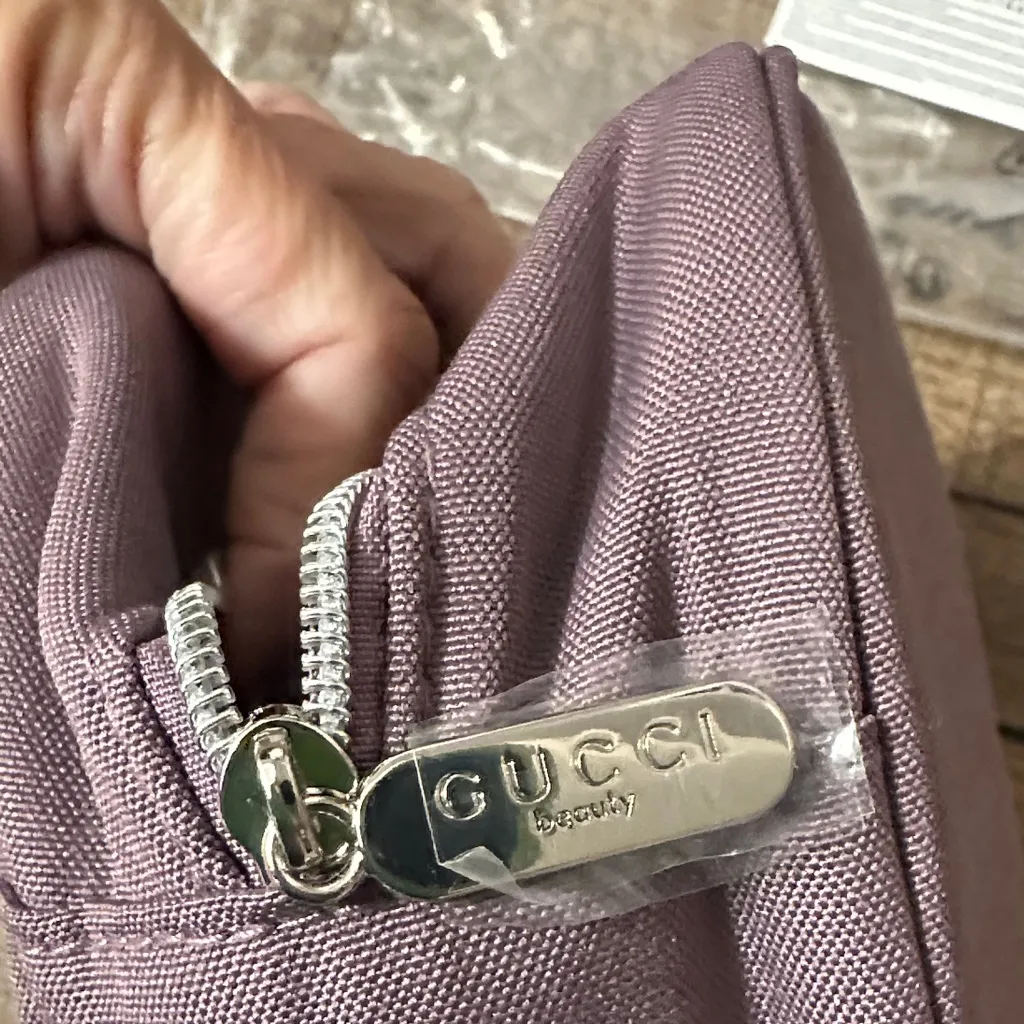 Gucci Purple Cosmetic Bag - Image 6