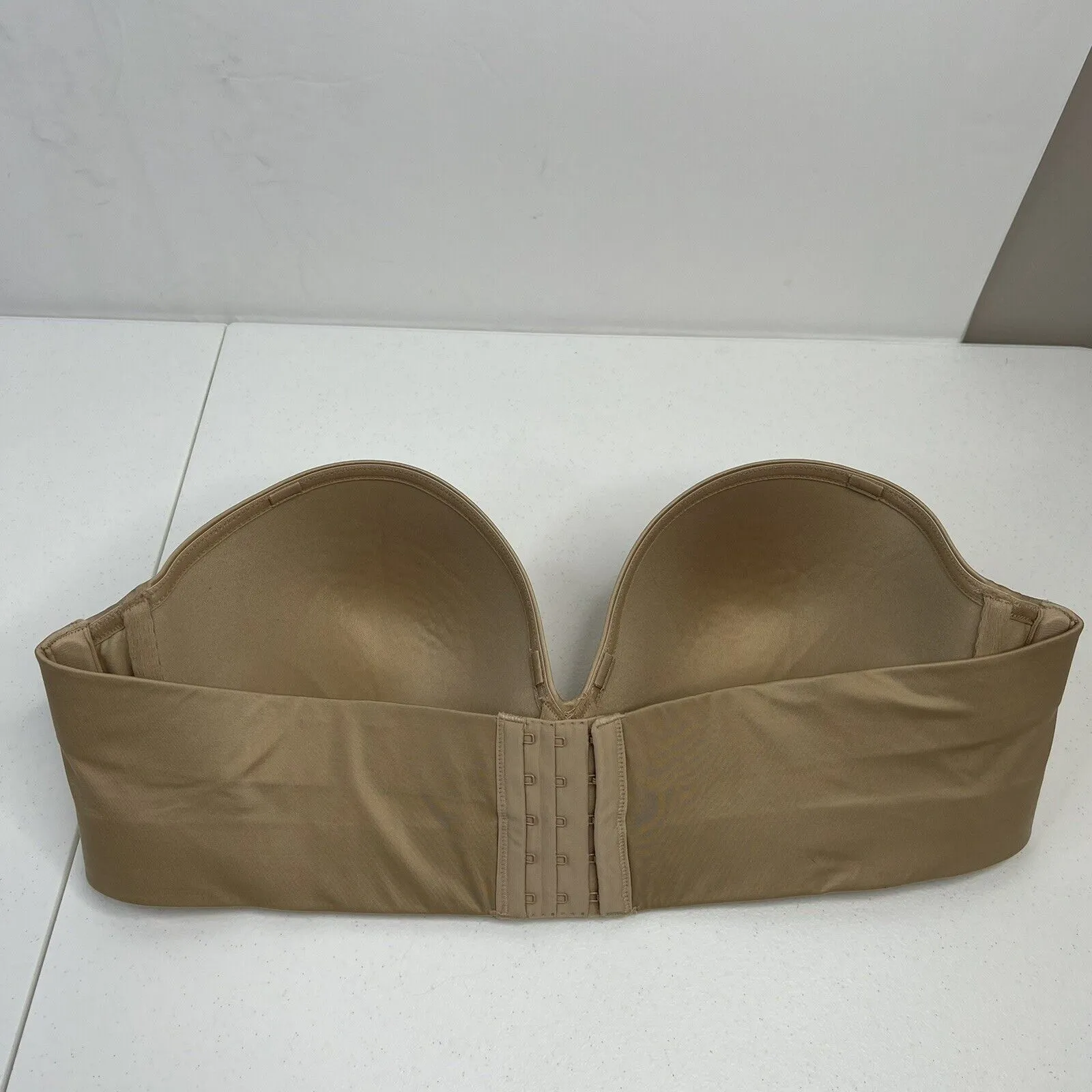 Cacique Size 42DD Bra Classic Strapless Adjustable Underwire Lightly Lined Beige - Image 11