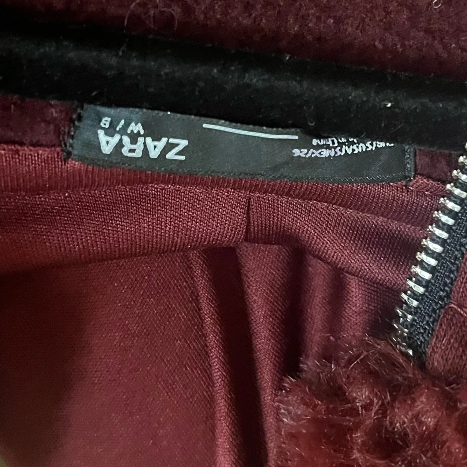 Zara Burgundy 1/4 Zip Fur Trim Hoodie‎ Small - Image 7