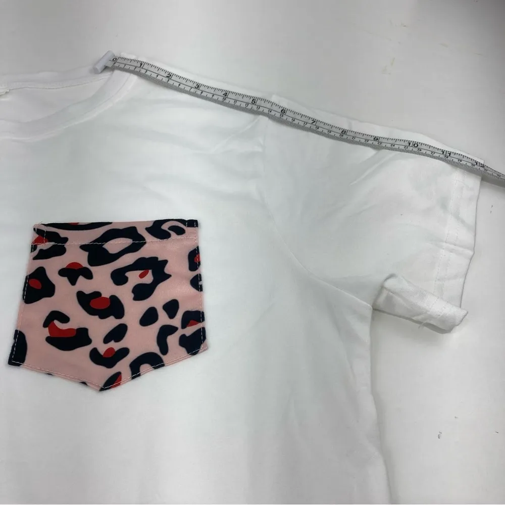 NWOT Women’s white Pj top Leopard pocket detail Size L Tan Size L - Image 9