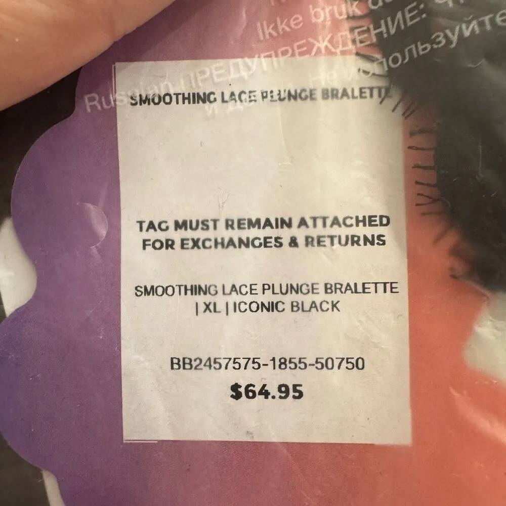 Fabletics Yitty Smoothing Lace Plunge Bralette Black - Image 4