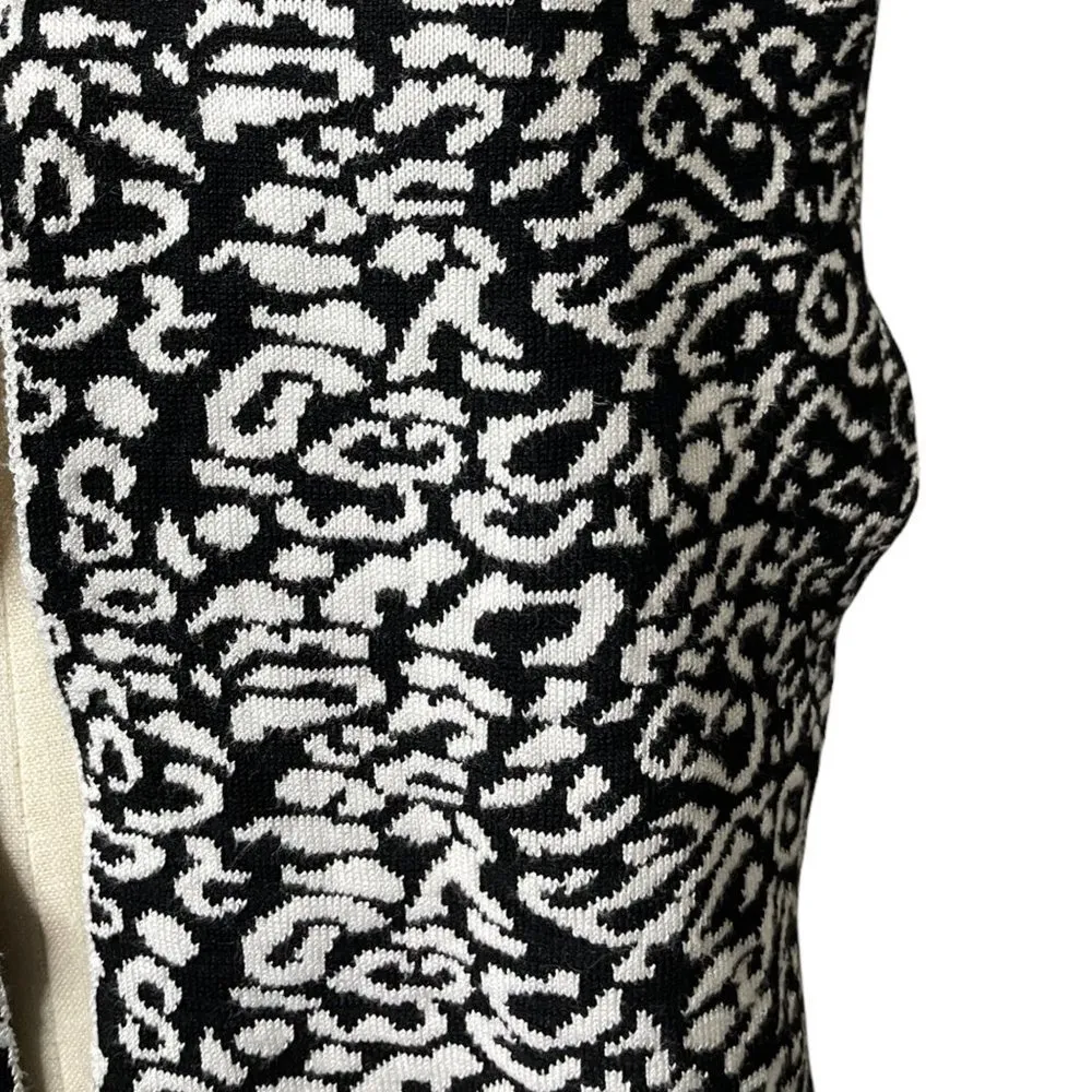 𝅺BLACK White Animal Print Scarf - Image 4