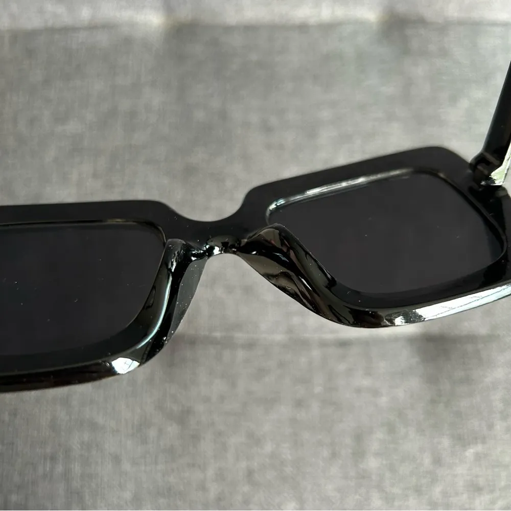 Sparkly, Fluted Rhinestone Rimmed Sunglasses, Black, Silver Black - Image 15