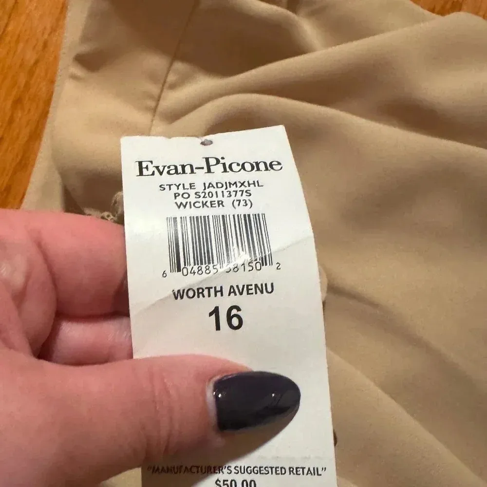 Evan Picone women’s Dress Classic tan wicker straight leg pleated‎ Pants 16 - Image 4