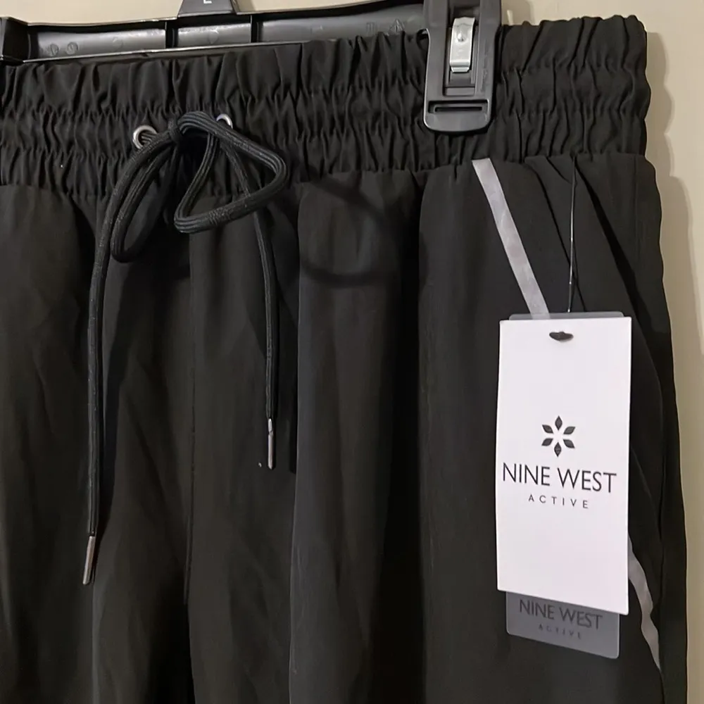 NINE WEST ACTIVE medium womens black 4-way stretch breathable comfort moisture - Image 4