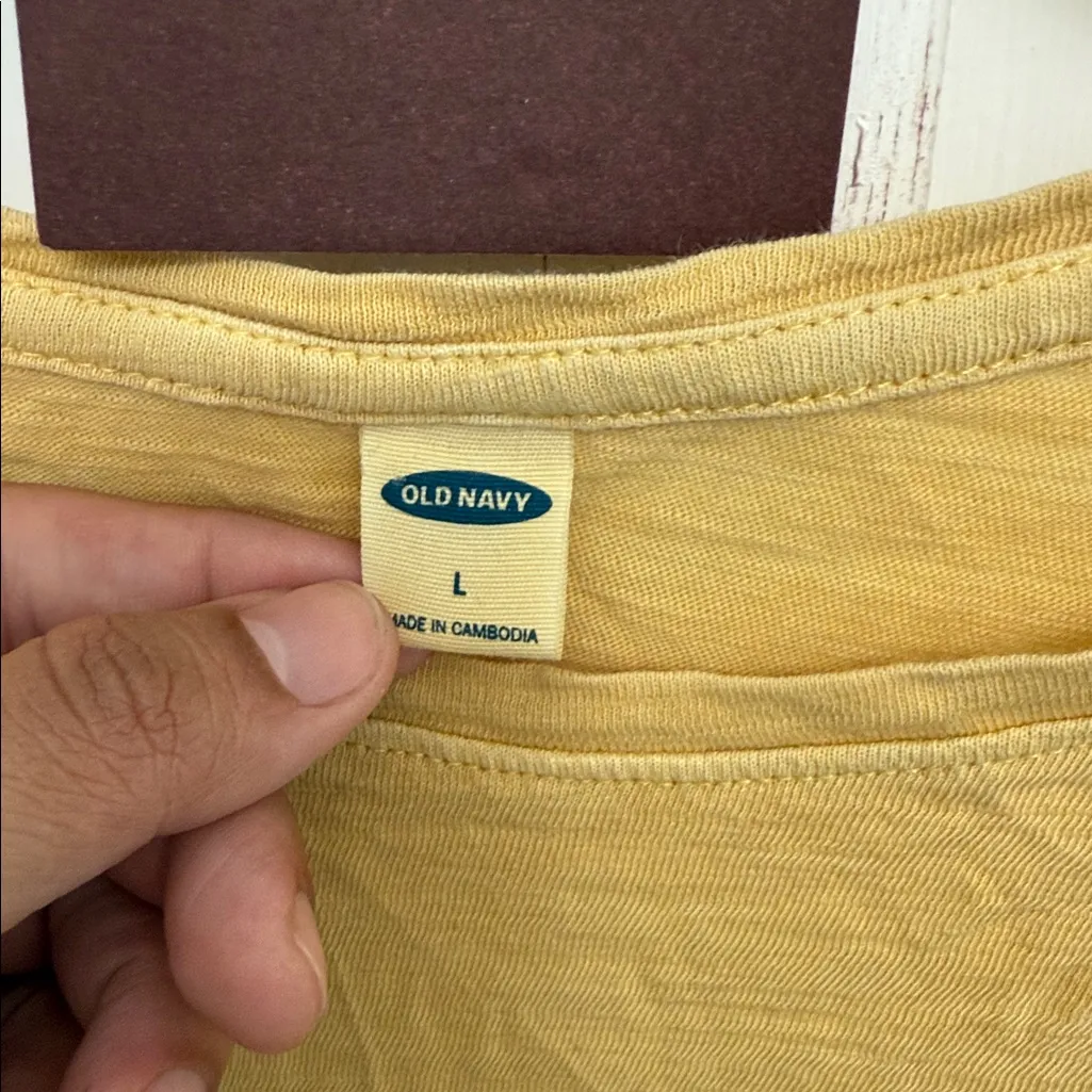Old Navy Golden Short Sleeve Tee - Image 3