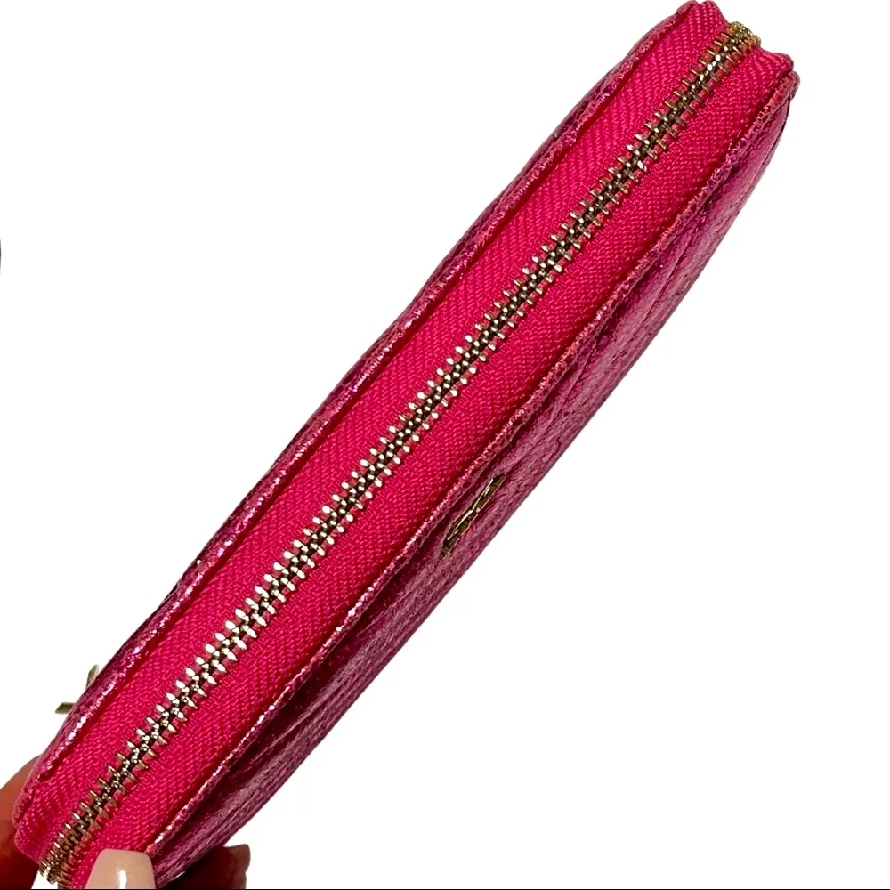 Victoria’s Secret Pink Metallic V Quilt Wallet Clutch Large Gold Zippered - Image 4