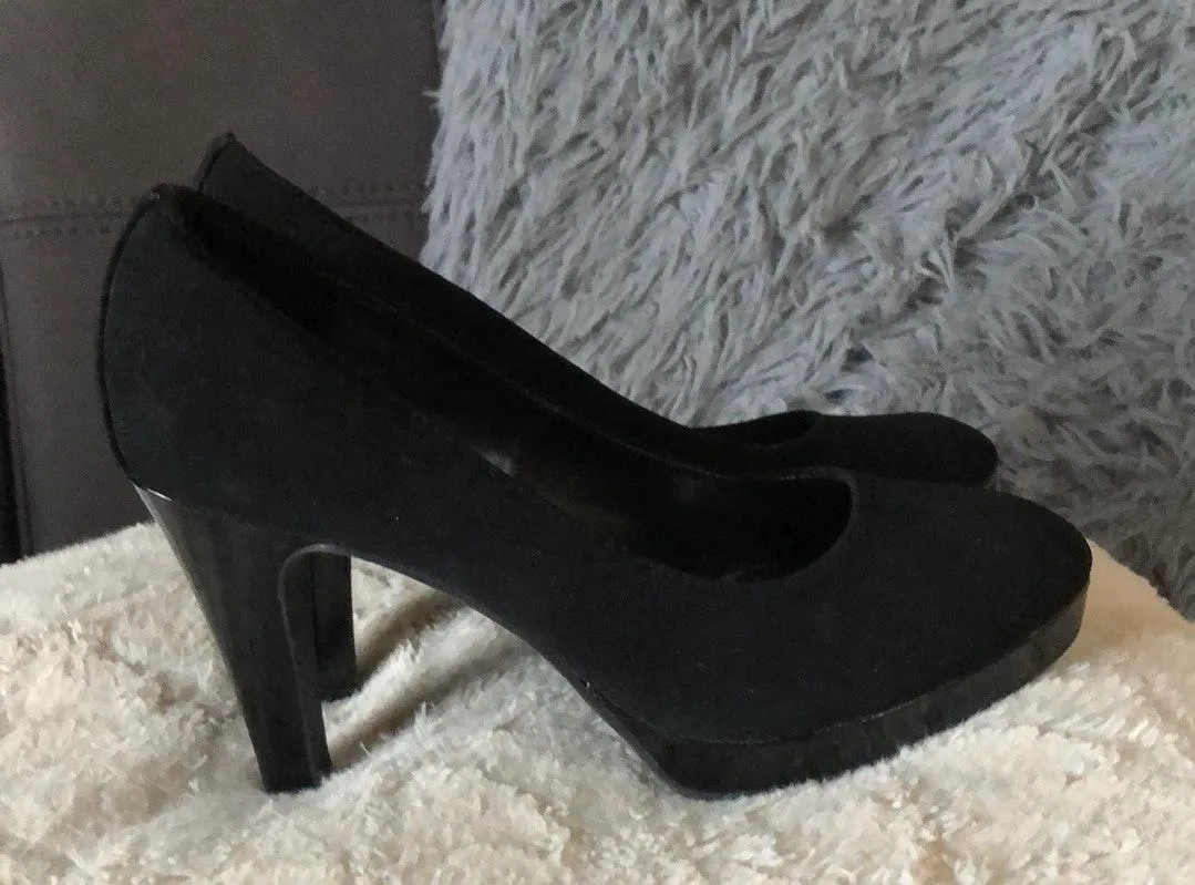 MAURICES Black Platform Heels Size 9.5 - Image 3
