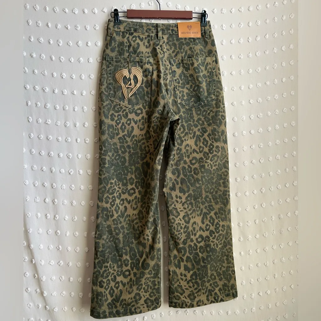 NWT Aelfric Eden Leopard Print Wide Leg High Waisted Cotton Jeans Sz 28 - Image 2