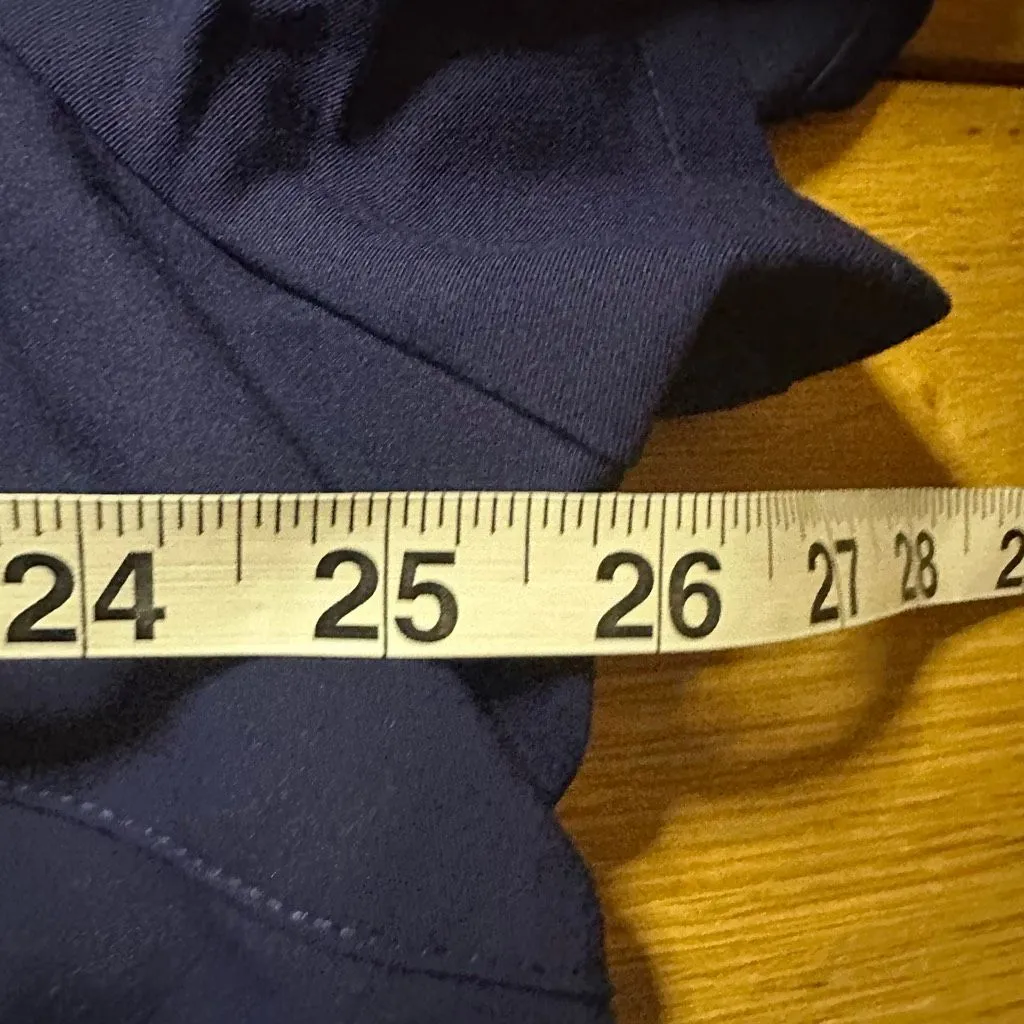 NWT Figs casma three pocket navy 4x top - Image 6