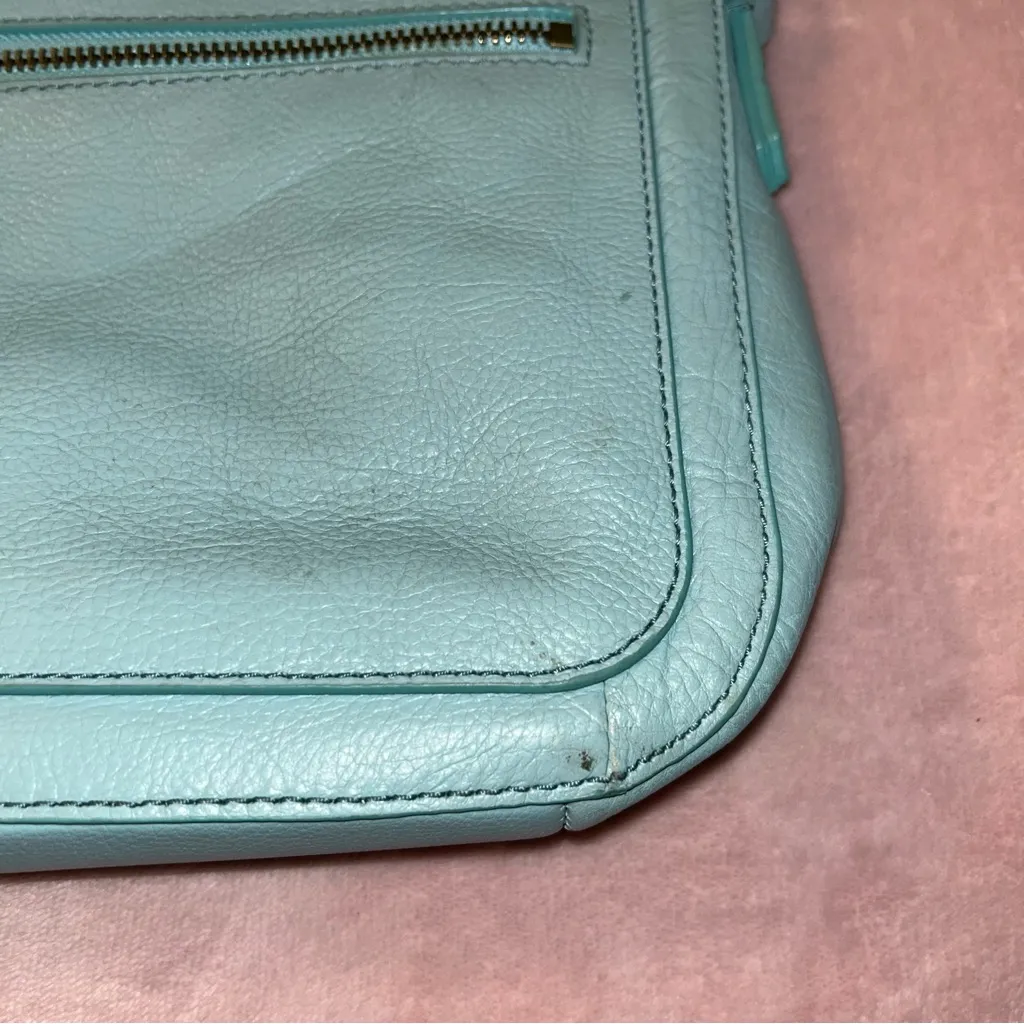 Fossil light blue leather crossbody purse brass key multiple pockets - Image 11