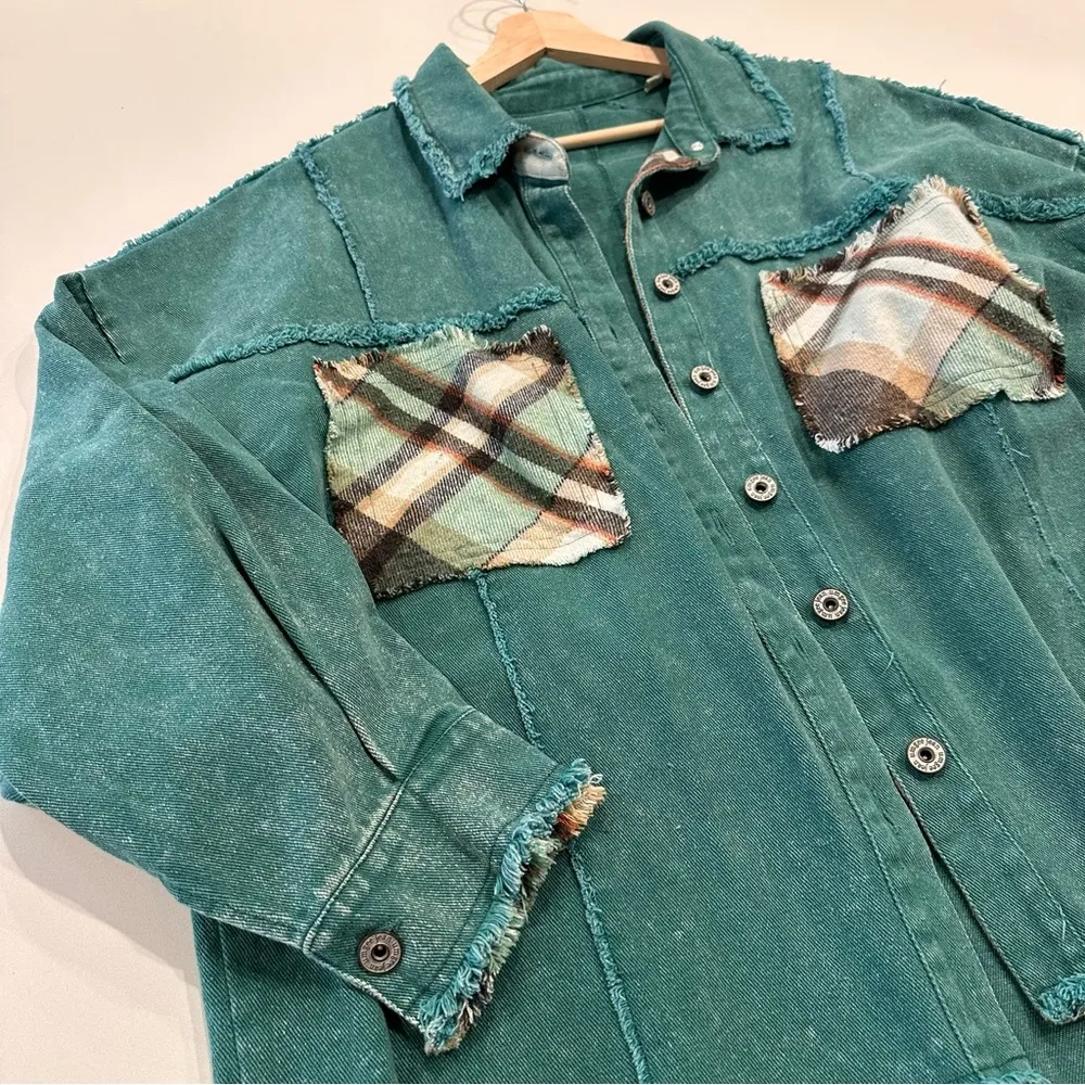 Umgee Teal Green Plaid Pocket Oversized Shacket Size Large - Image 3
