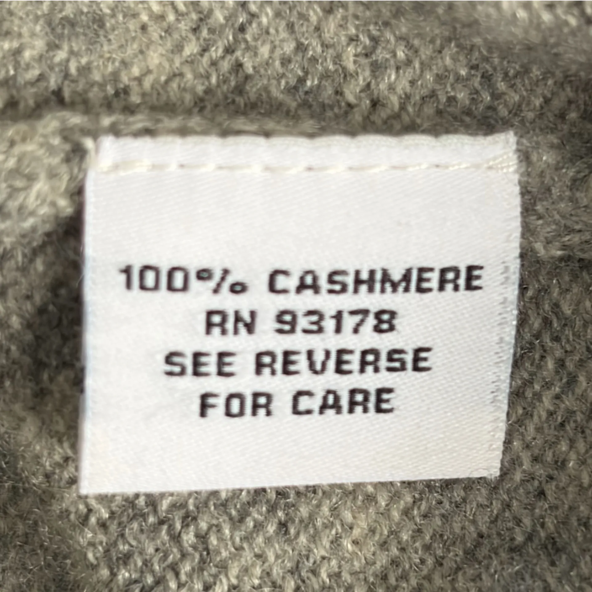 The Cashmere Project Grey Cashmere Sweater Red Lip Print Size Est. Large EUC Gray - Image 4