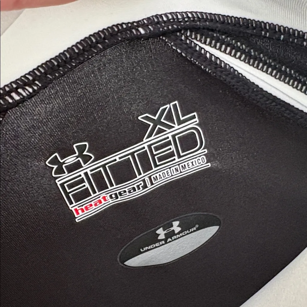 Under Armour Elevate Cap Sleeve Volleyball Top Black & White XL NEW - Image 7