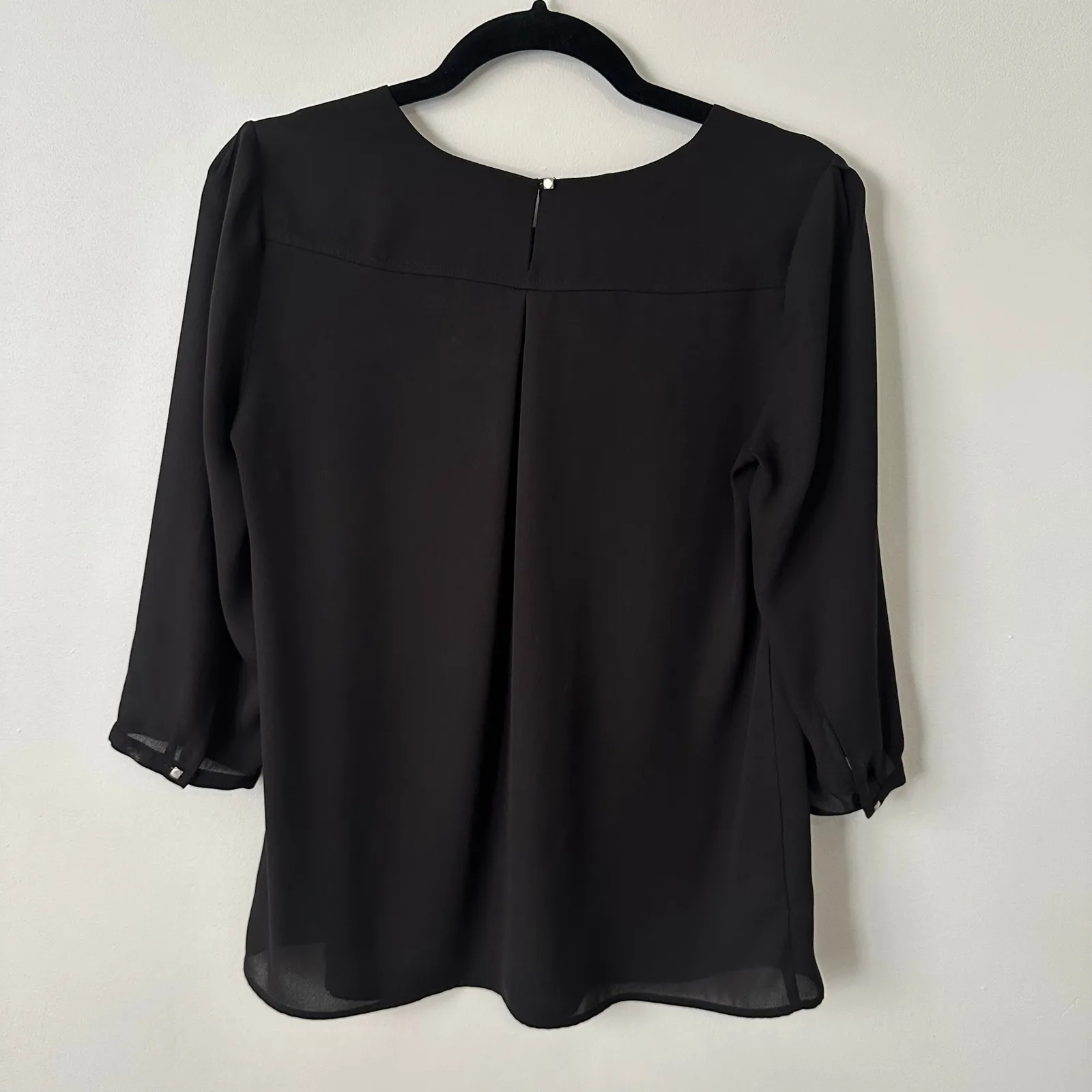 HD in Paris Anthropologie black laser cut long sleeve top size 0 - Image 13