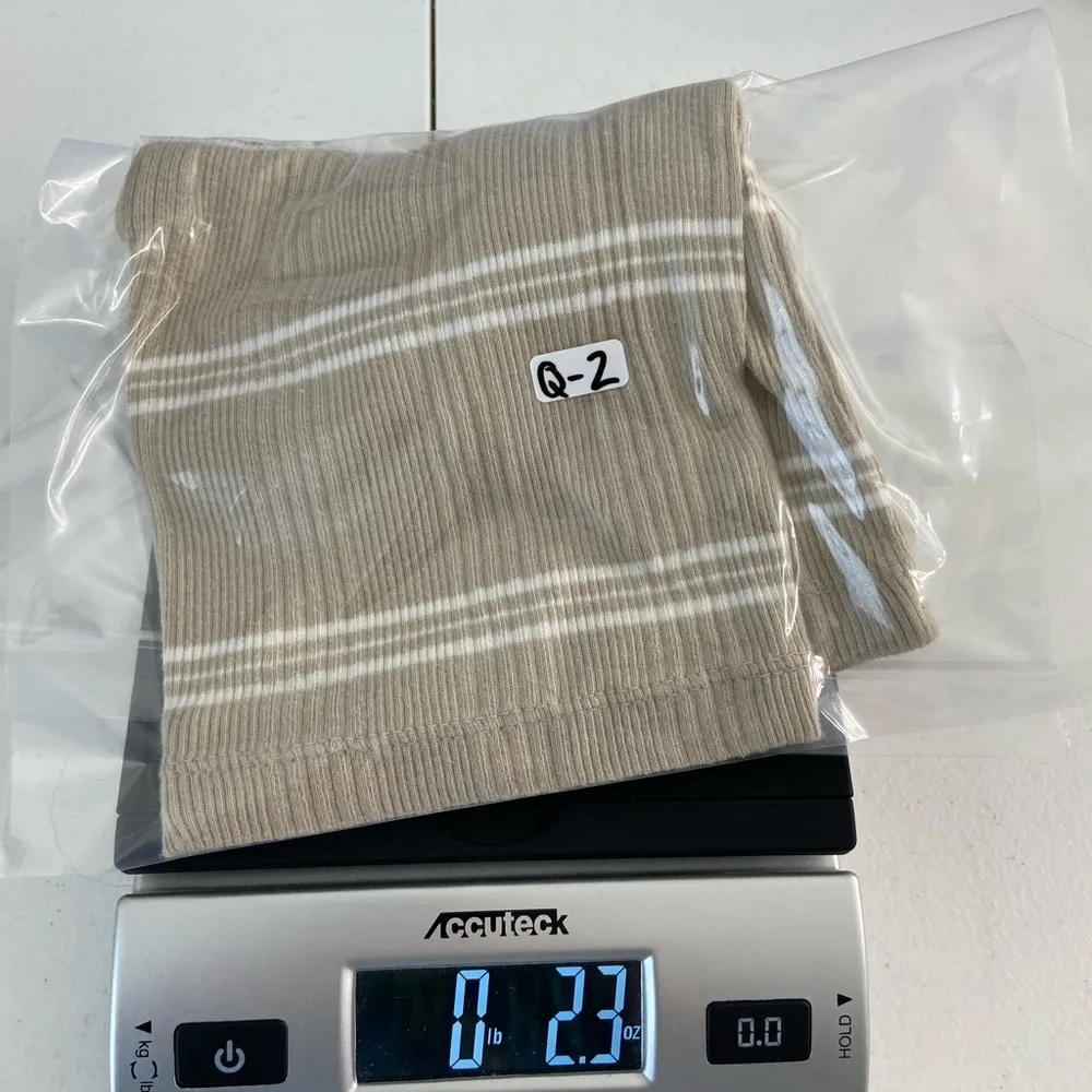 EUC Forever 21 women’s beige tan white striped stretch ribbed cropped tank top S - Image 6