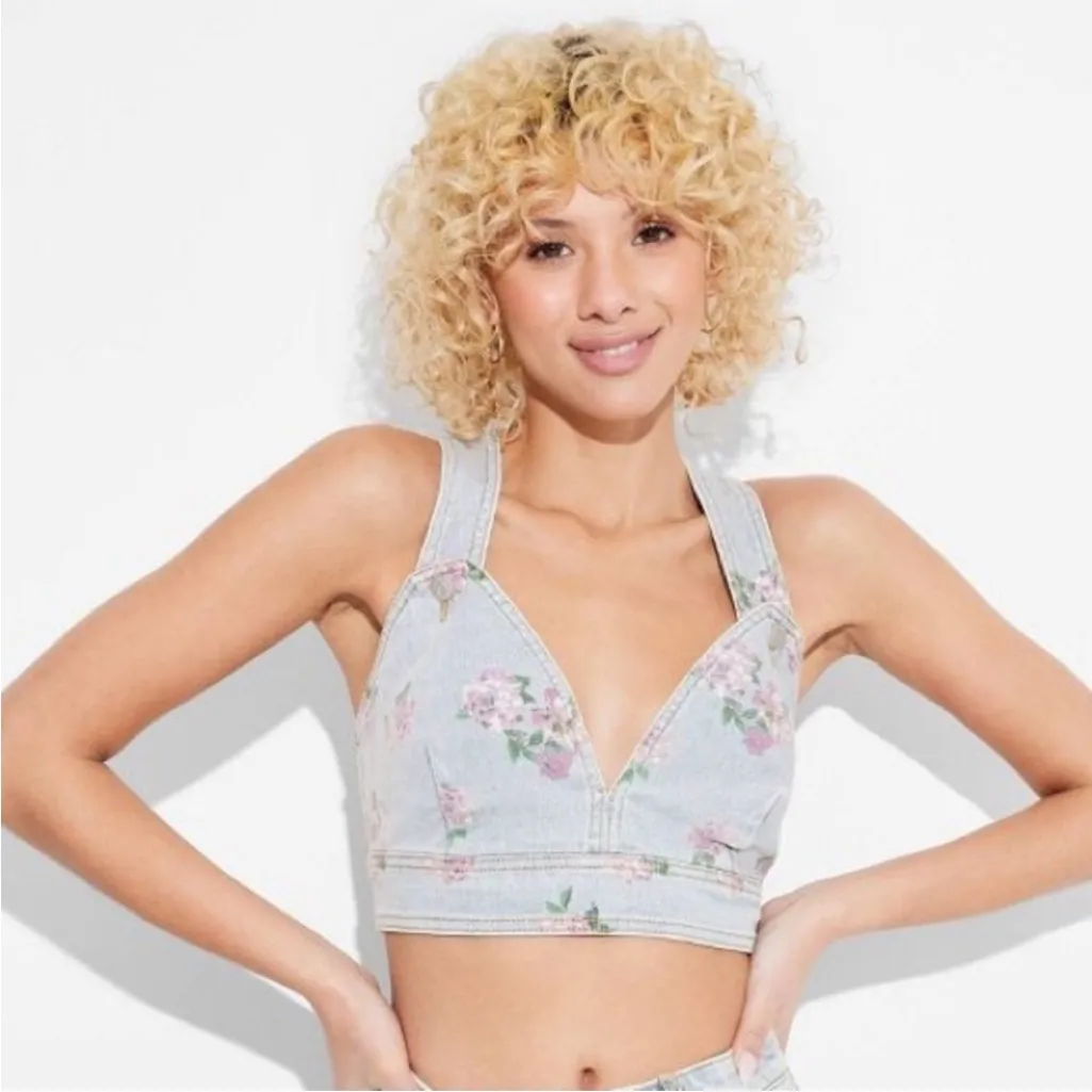 NWT! Wild Fable Cropped Floral Light Wash Denim Vest Large blue pink 90s vibes - Image 4