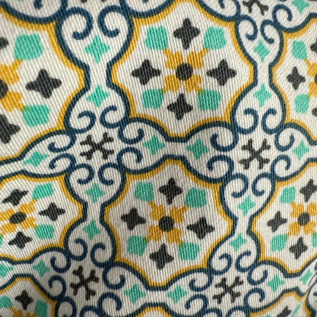 Croft & Barrow Women's Patterned Shorts - Blue and Cream - Image 3