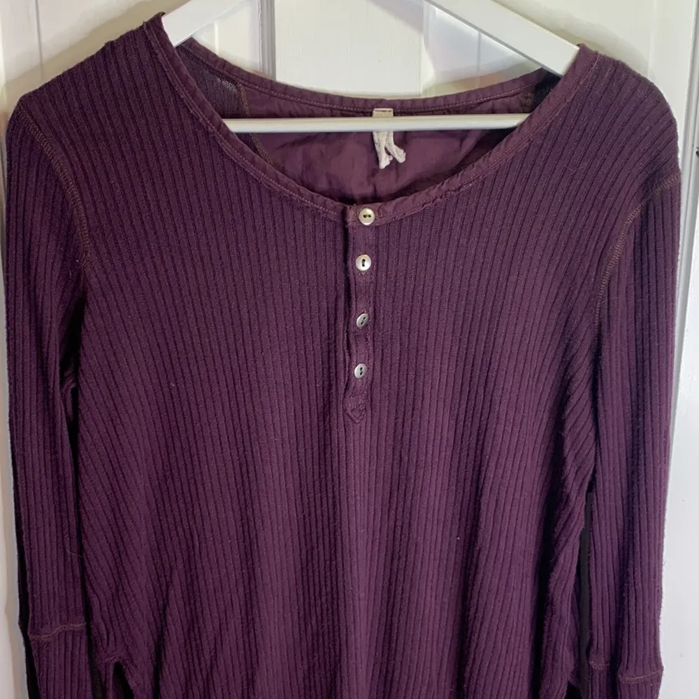 We The Free Free People Women's Plum Thermal Top Long Sleeved Gwen Tunic Sz M - Image 3