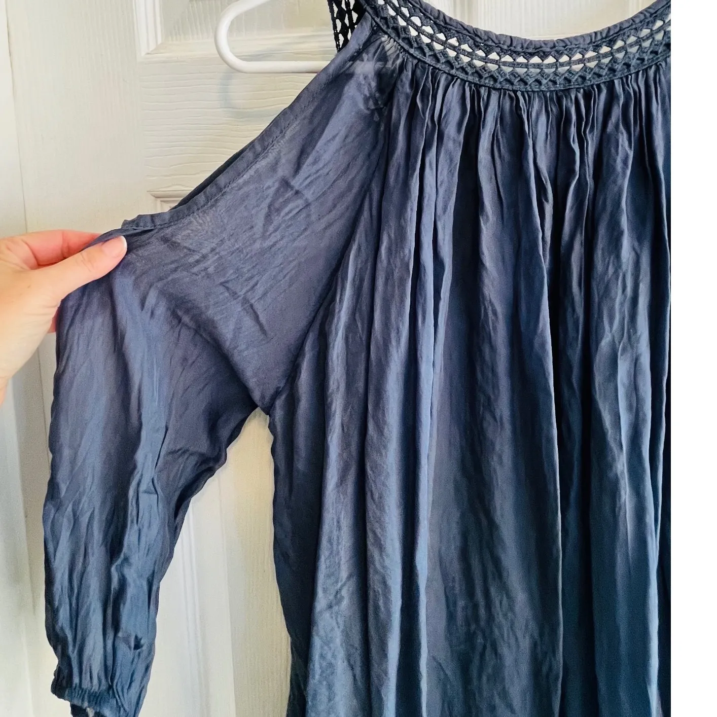 Elena Baldi Cold Shoulder Crochet Trim Tunic Top Size L Made in Italy Silk NWT Blue Size L - Image 12